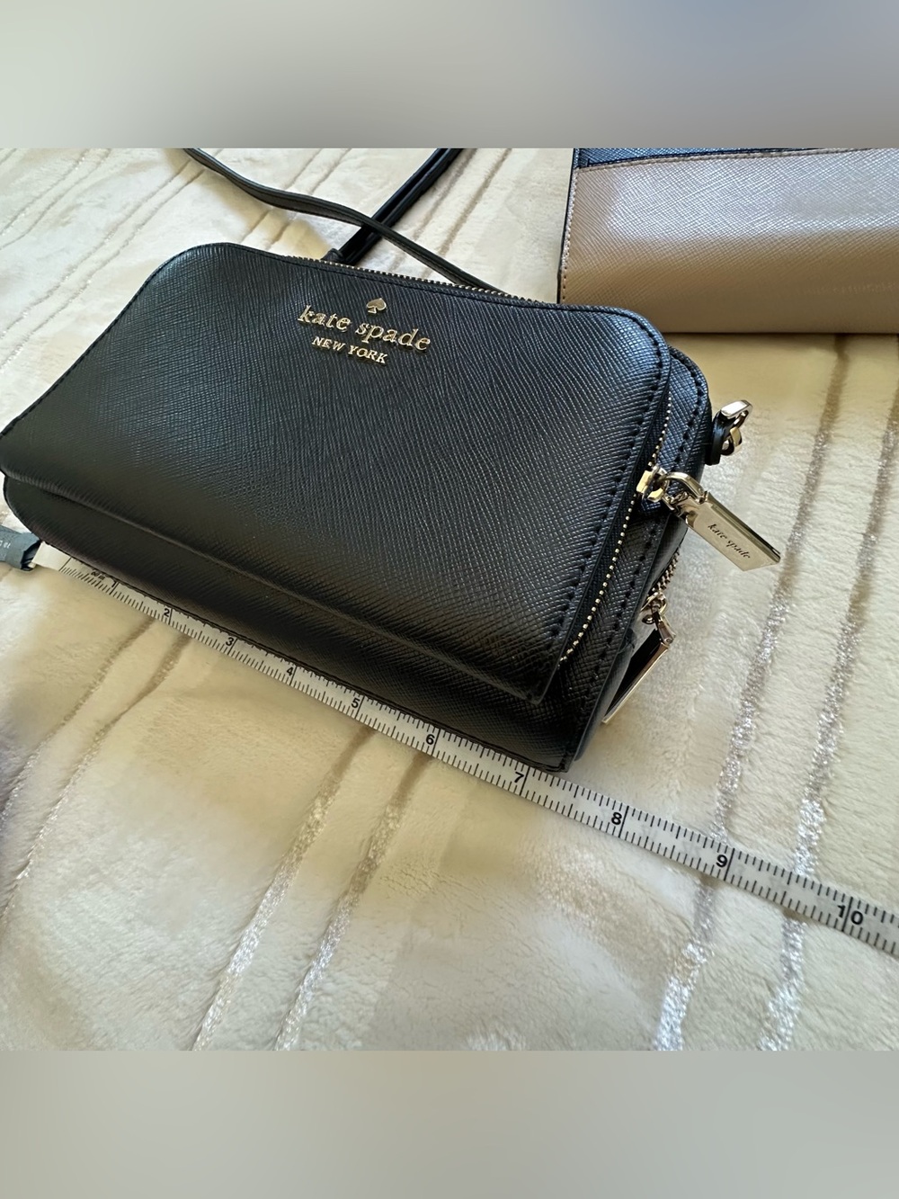 Kate Spade New York Bundle- 2 crossbody bags, 1 wallet - Picture 9 of 11